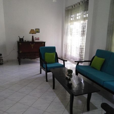 Anusha Apartment 15 Homestay Галле Экстерьер фото
