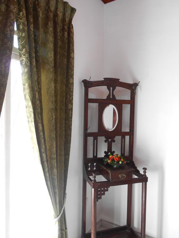 Anusha Apartment 15 Homestay Галле Экстерьер фото