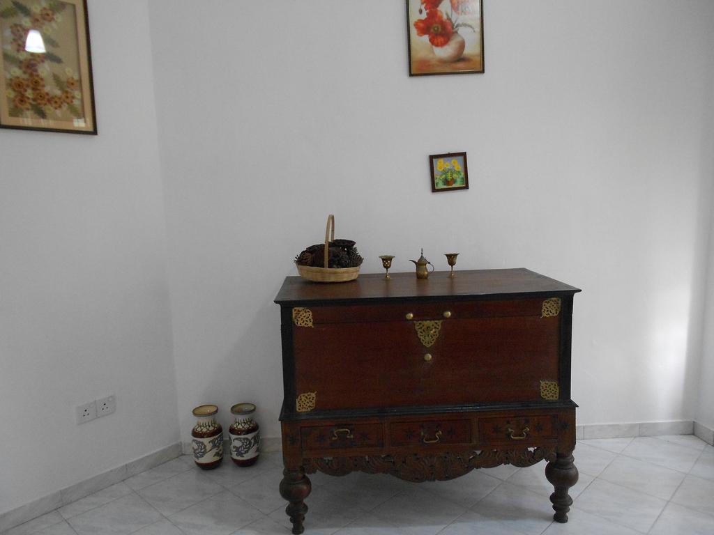 Anusha Apartment 15 Homestay Галле Экстерьер фото