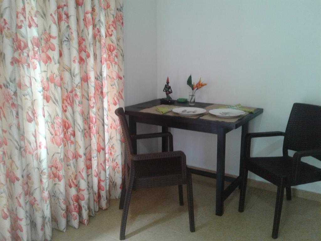 Anusha Apartment 15 Homestay Галле Экстерьер фото